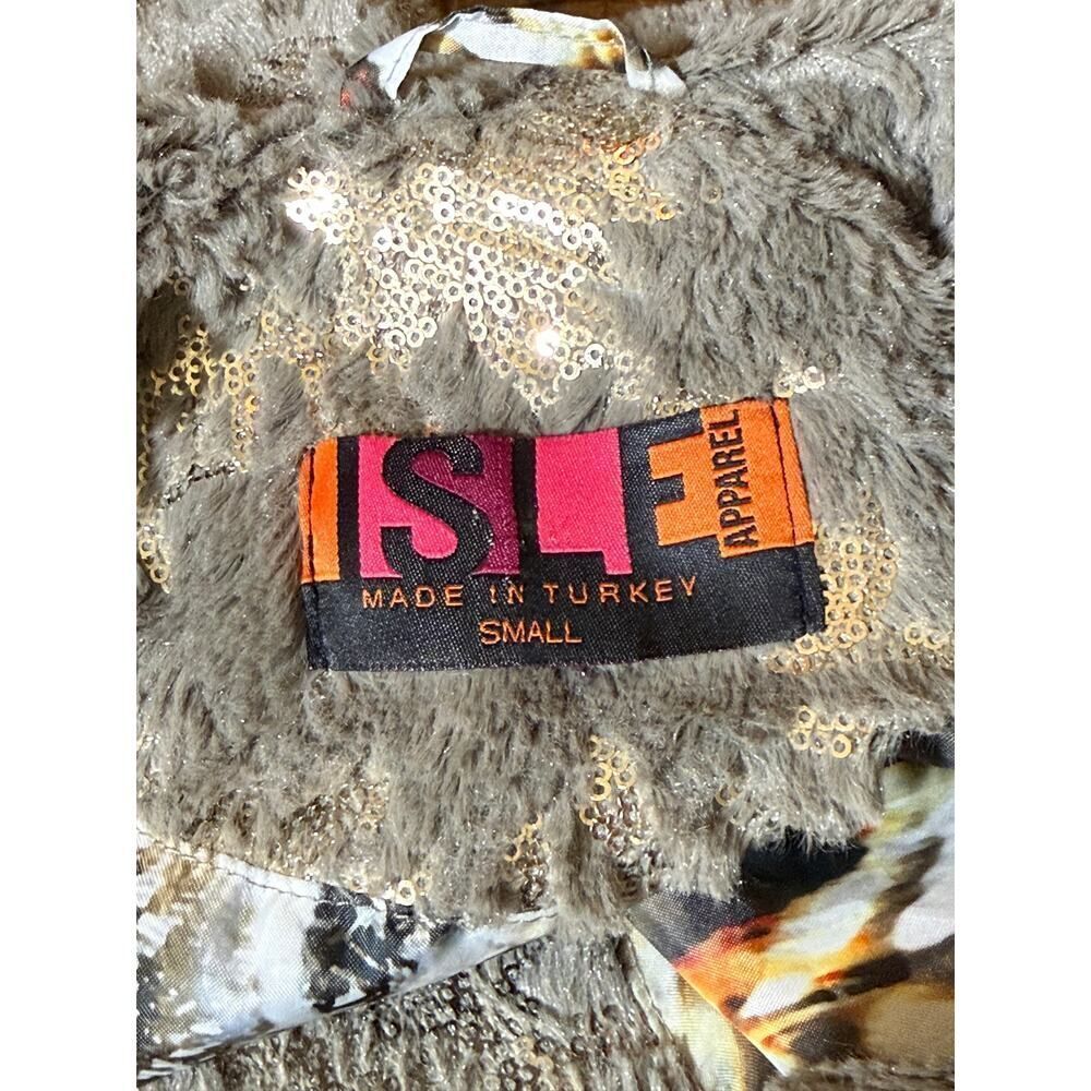 ISLE APPAREL Women's Cropped Short Sleeve Sequin Faux Fur Jacket Gray Size Small - Picture 4 of 11
